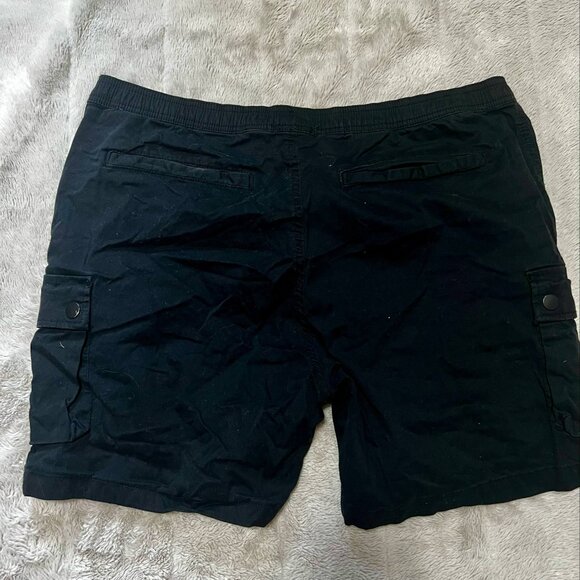 HEDGE Men’s Black Cargo Shorts | XL | Utility Pockets - Picture 2 of 4